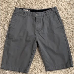 Men’s Grey Volcom Shorts Size 28